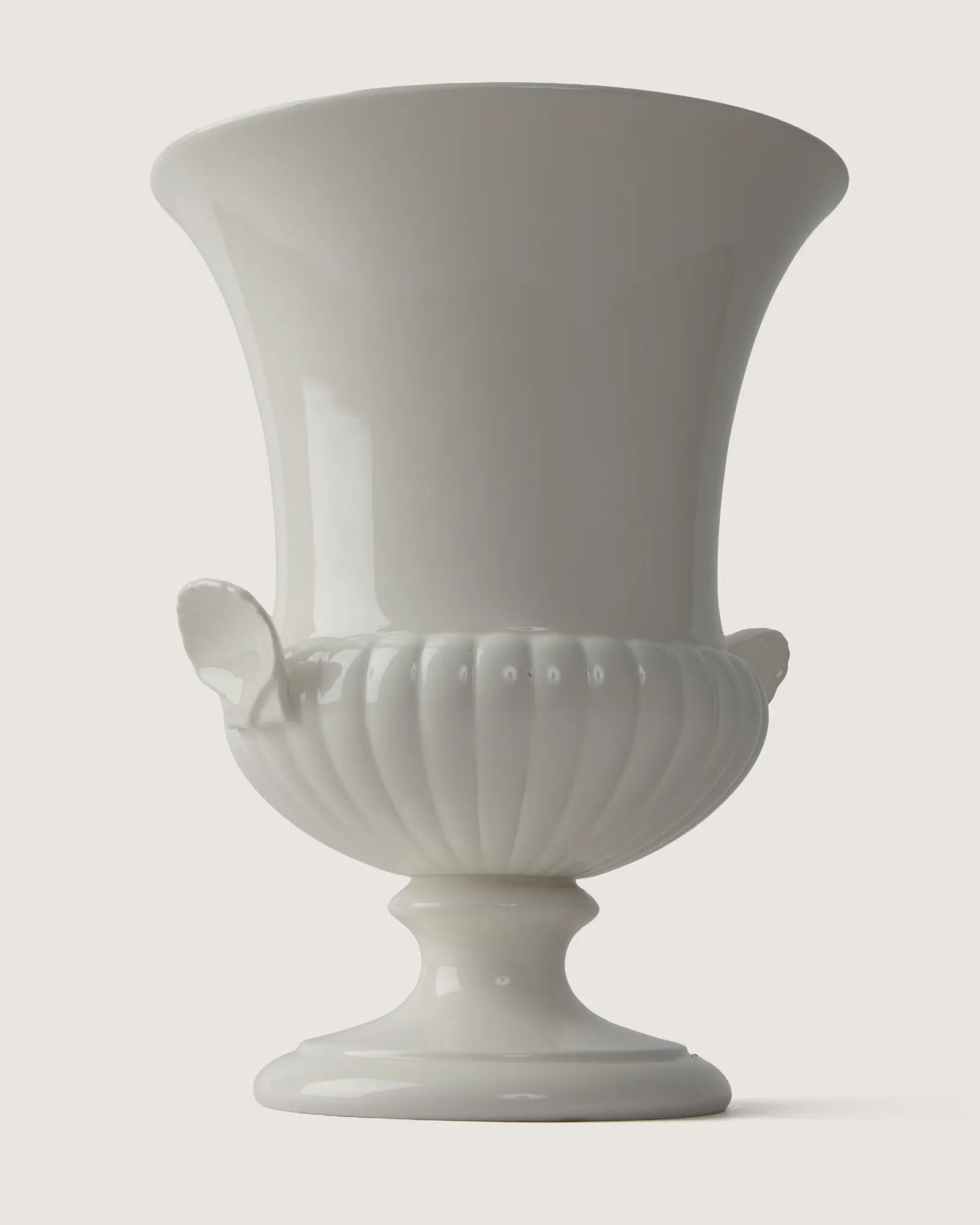 Wedgwood White Glazed Shell-Handled Urn Vase – Late 20th Century
