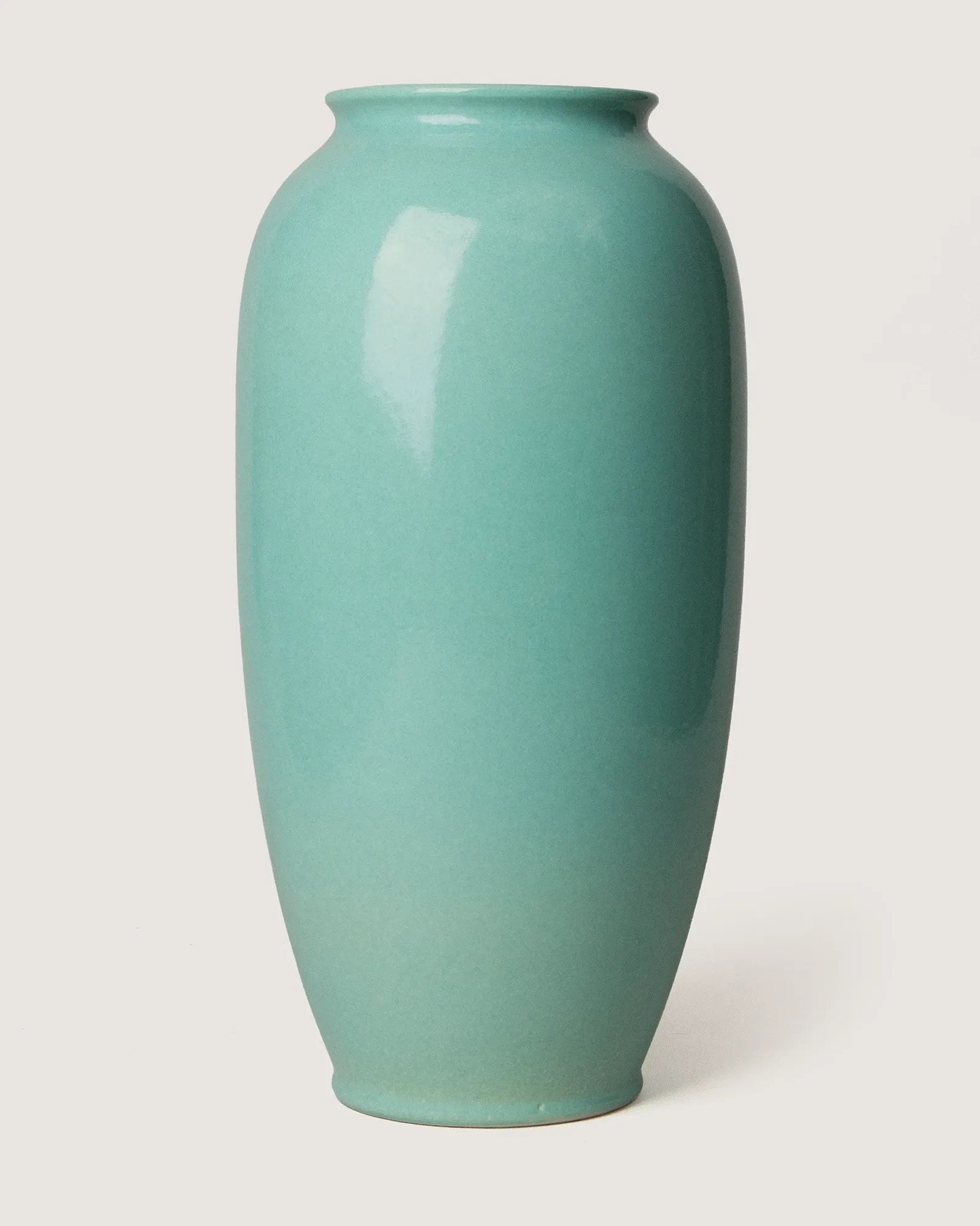 Iconic mid-century modern West German pottery vase, model 650-40 by Bay Keramik, beautifully textured and glazed.